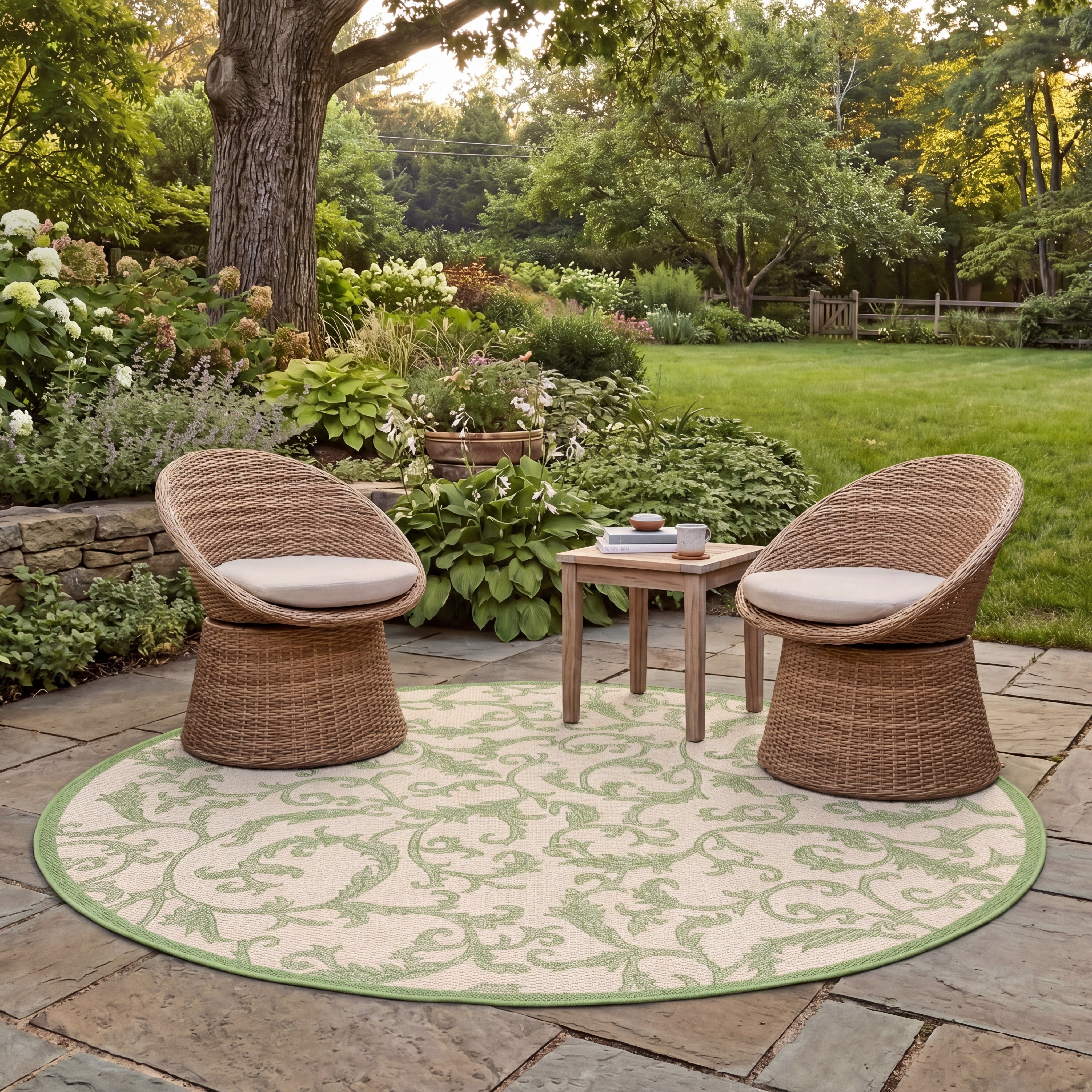 Safavieh Courtyard Kevin Floral Indoor/Outdoor Area Rug, Natural/Olive, 7'10" x 7'10" Round