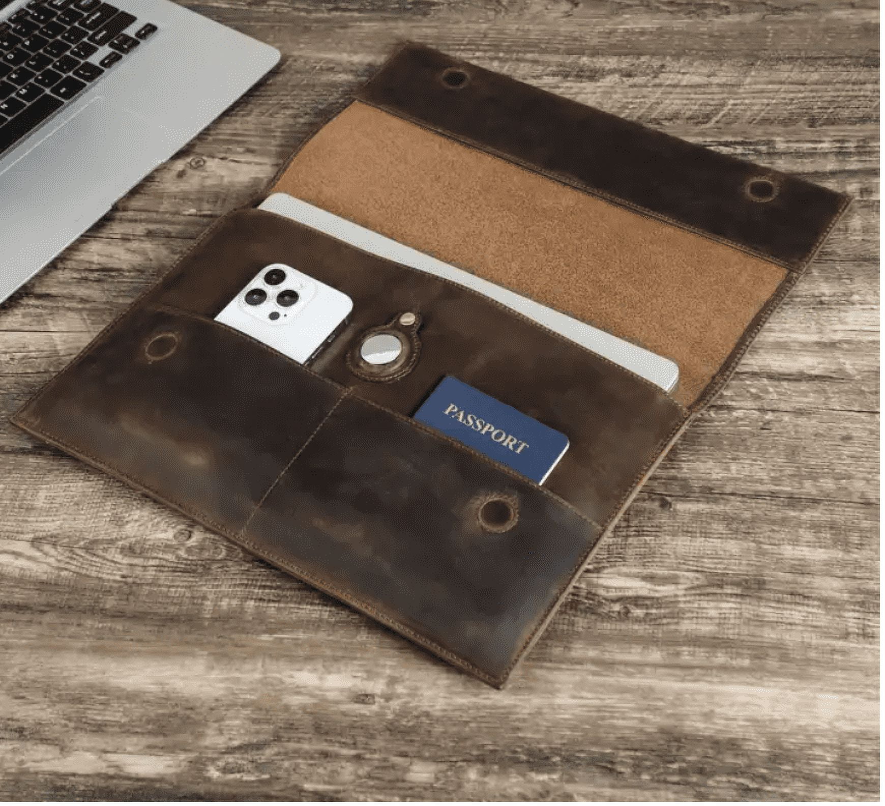 16 in. Premium Leather MacBook Pro Sleeve - Vintage: Laptops