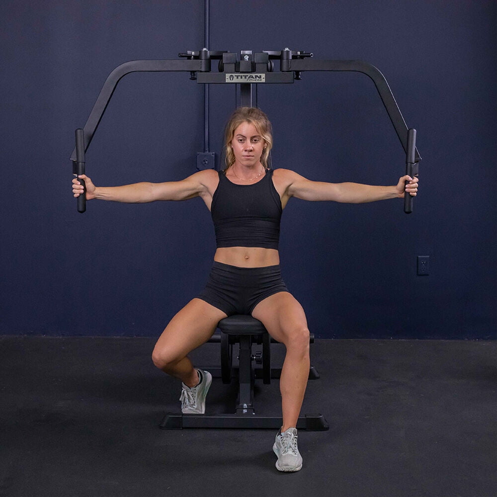 Titan fitness pec deck hotsell