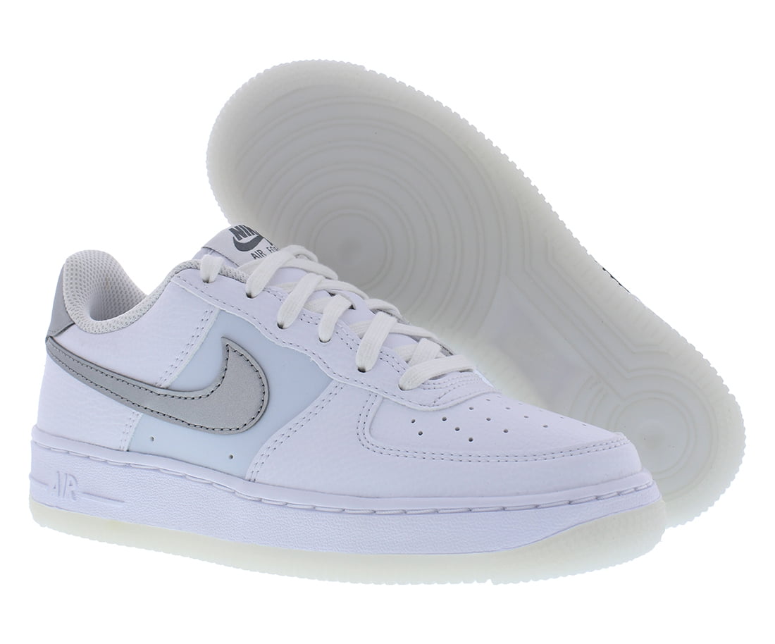 white nike air force size 7