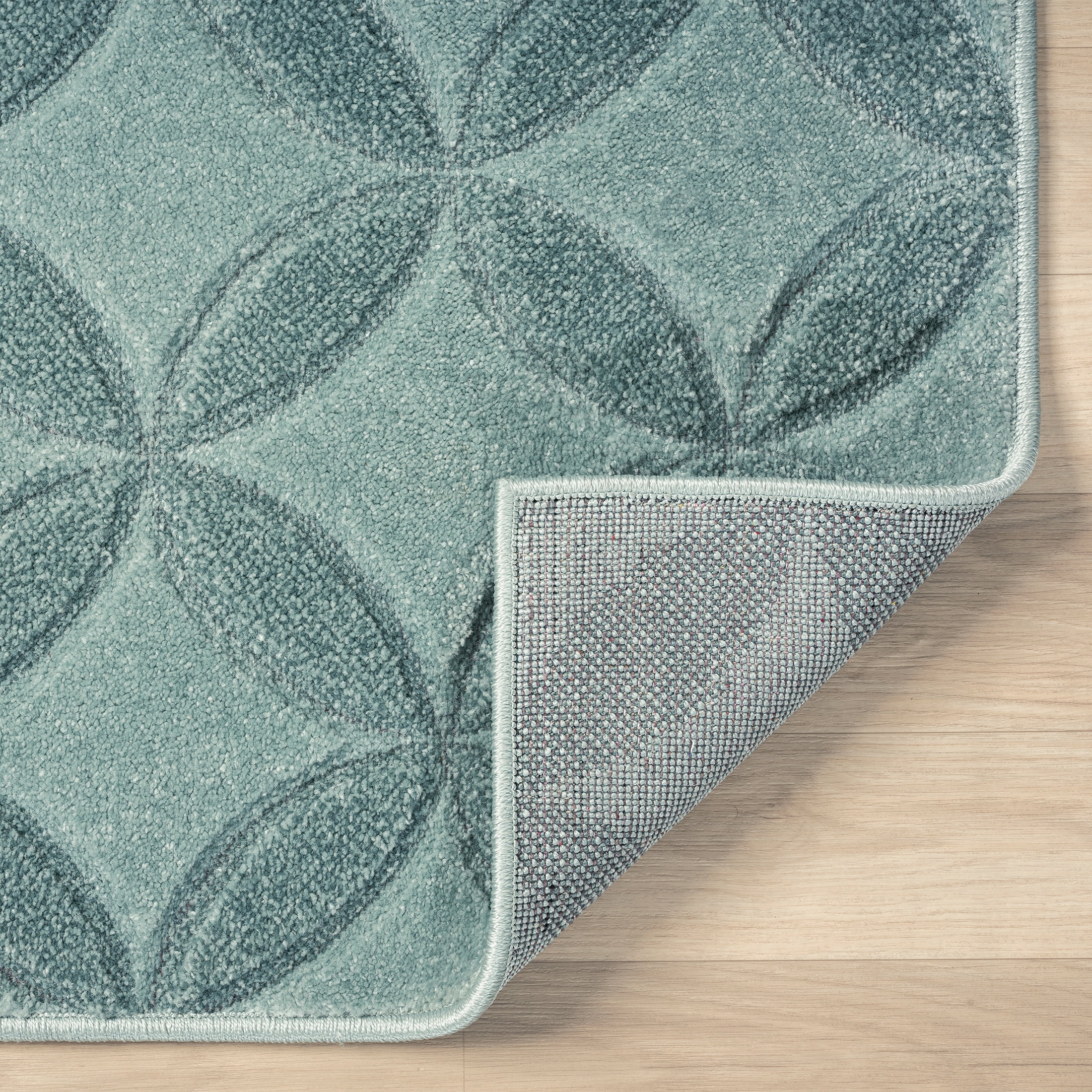 Better Homes & Gardens Carved Geo Indoor Accent Rug, Aqua Petals, 30" x 46"