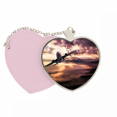 thumbnail image 1 of Rojo oscuro cielo nubes ligeras Bolsa de viaje Mirror maquillaje corazón rosa, 1 of 4