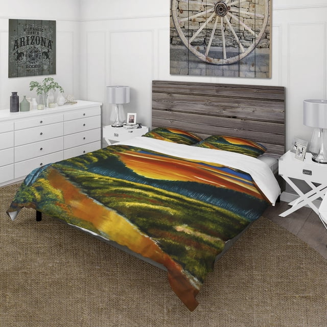 Designart 'Cálida puesta de sol sobre el pantano de lotos' Funda Nórdica Tradicional