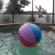 thumbnail image 2 of Bola de Globo Inflable ANGGREK Rociador de Agua para Niños Arcoíris 70 cm, 2 of 7