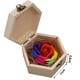 thumbnail image 2 of Jabón de baño con flor de rosa arcoíris con caja de madera, jabón de rosas en caja de regalo, baúl de almacenamiento para aniversario/cumpleaños/boda/día de San Valentín/día de la madre/orgullo, 2 of 6