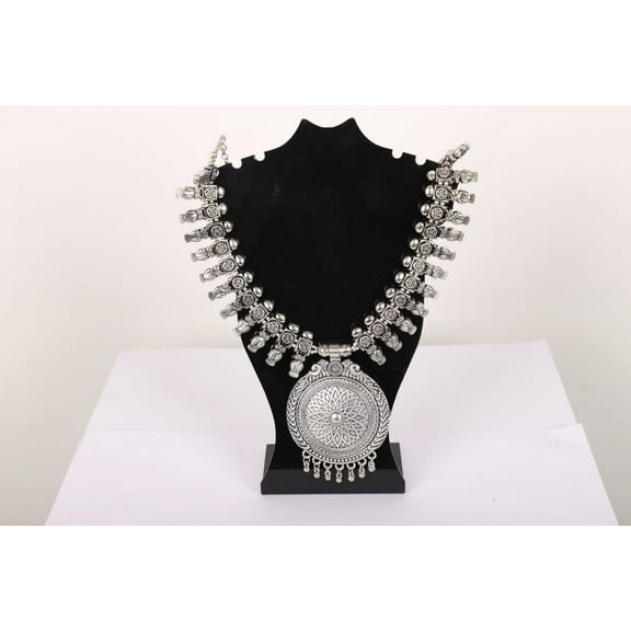 Jaipur Art And Craft Engraved Design Tasselled Antique Necklace For Women's (Pack of 1)