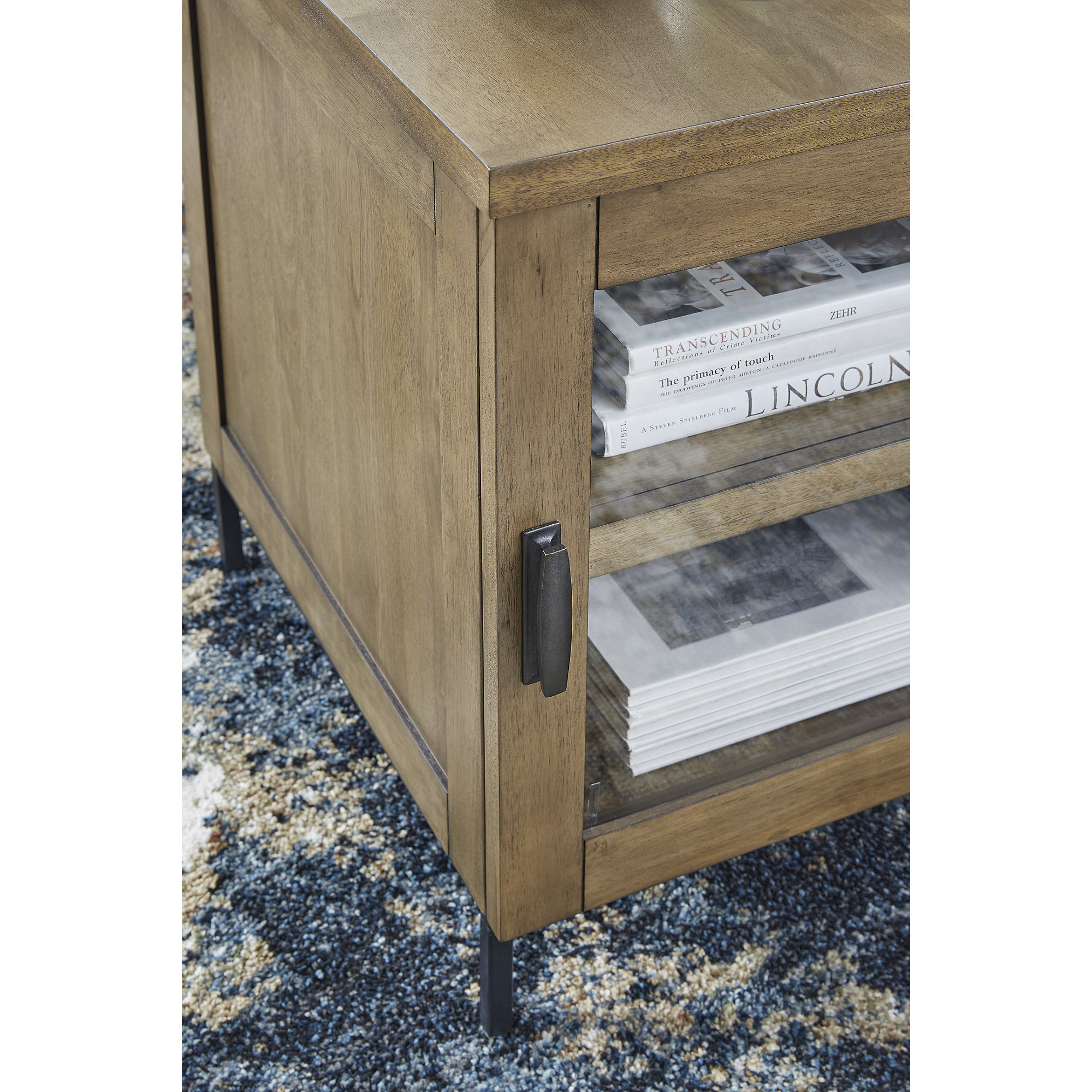 Signature Design by Ashley Torlanta Chairside End Table with Wireless Charging, Brown