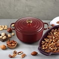 thumbnail image 5 of Horno holandés Le Creuset de hierro fundido esmaltado Signature de 7.25 cuartos, 5 of 5
