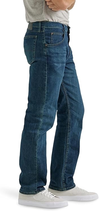 Wrangler Authentics Men's Classic Regular Fit 5-Pocket Jeans, Flex Denim