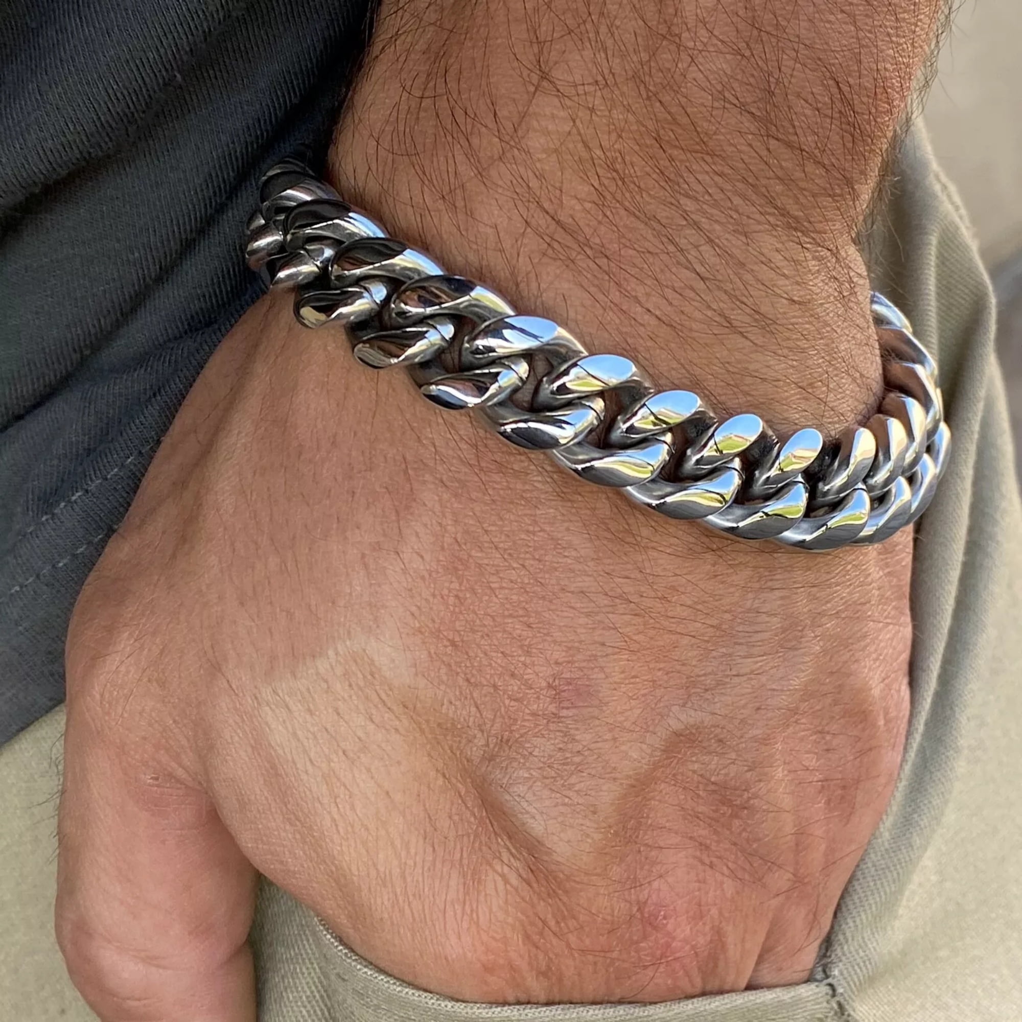 RapzGz Men’s 14mm Cuban Link Bracelet, Durable 18K Gold/Black/Rainbow/Silver Tone Stainless Steel Bracelet for Men & Women, Hip Hop Bracelets Chain, 8"-9.5" Ideal Gift for Him & Her.