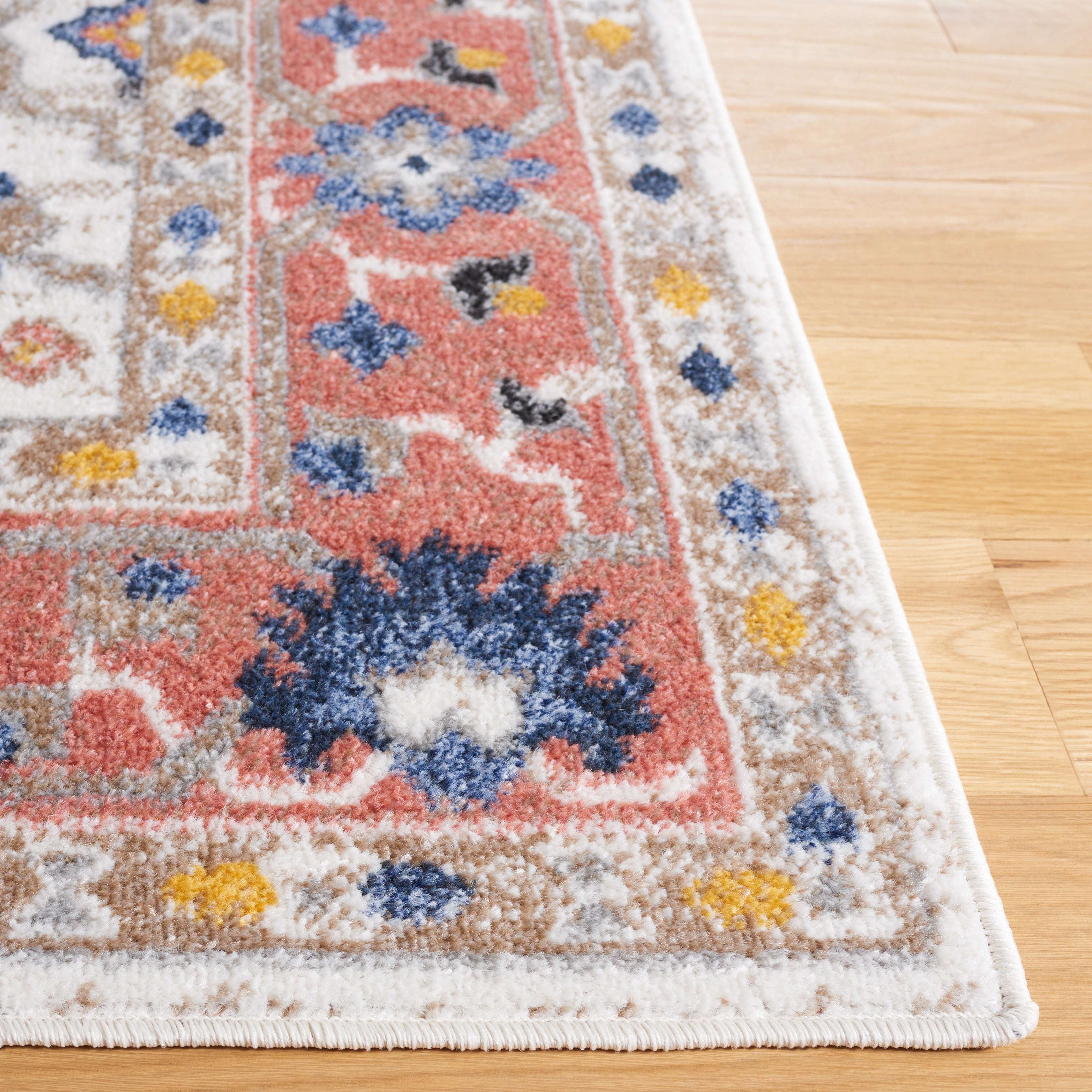 SAFAVIEH Astoria Tatjana Traditional Area Rug, Ivory/Rust, 4' x 6'