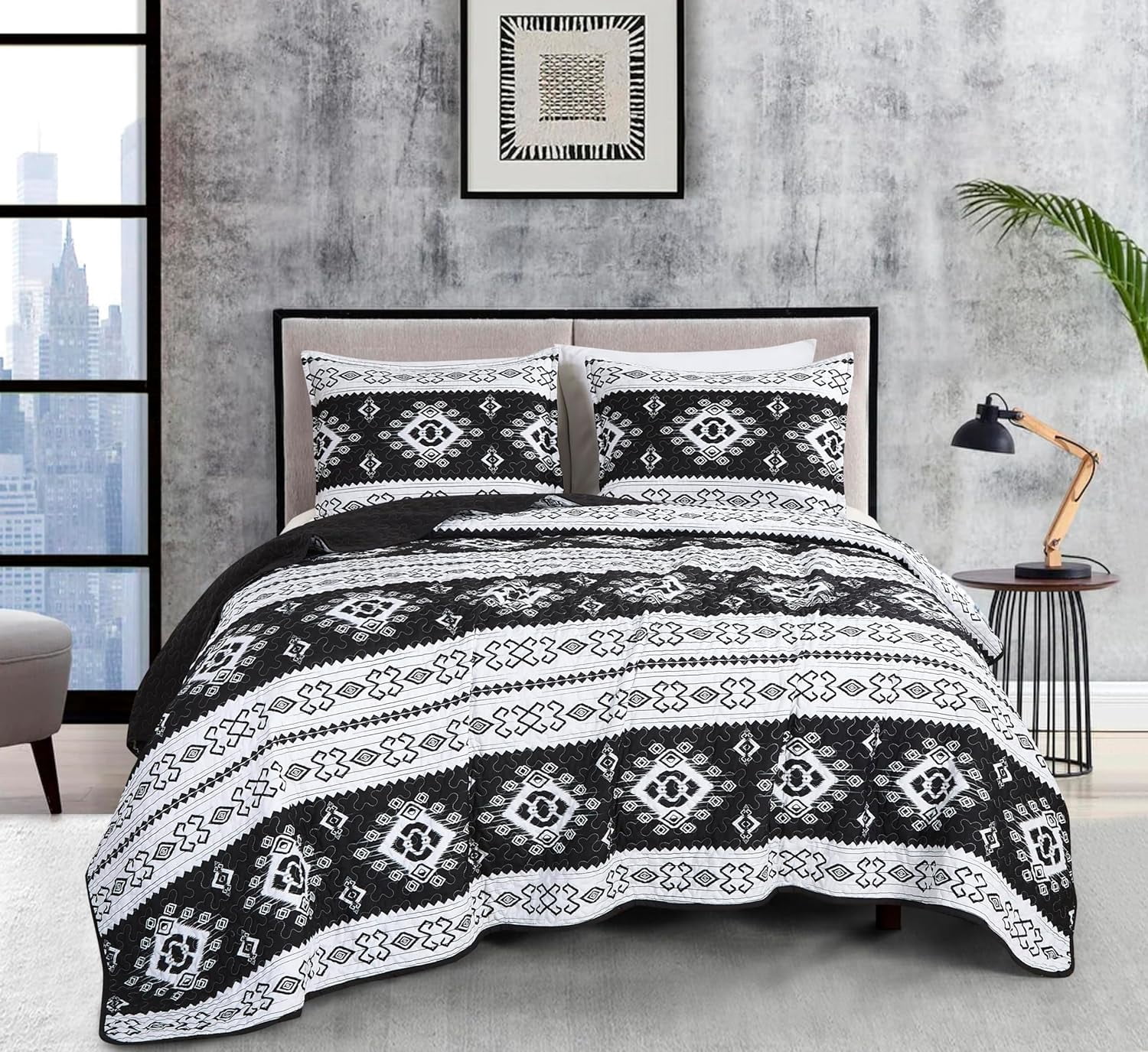 Chezmoi Collection Indie 3-Piece Southwestern Quilt Set, Black White Geometric Symbols Printed Microfiber Lightweight Quilted Bedspread Set, Queen