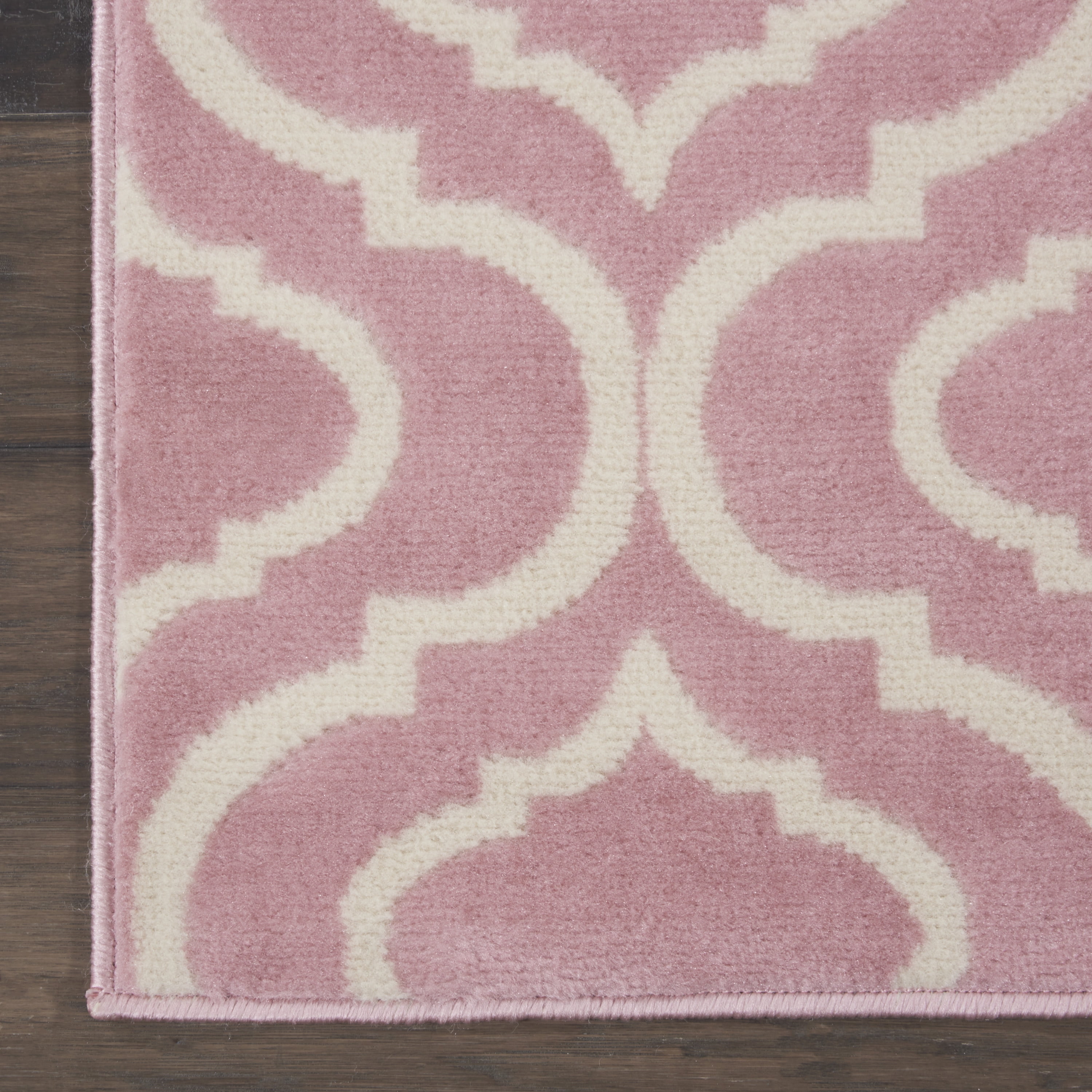 Nourison Bliss Transitional Moroccan Pink 2' x 4' Area Rug, (2' x 4')
