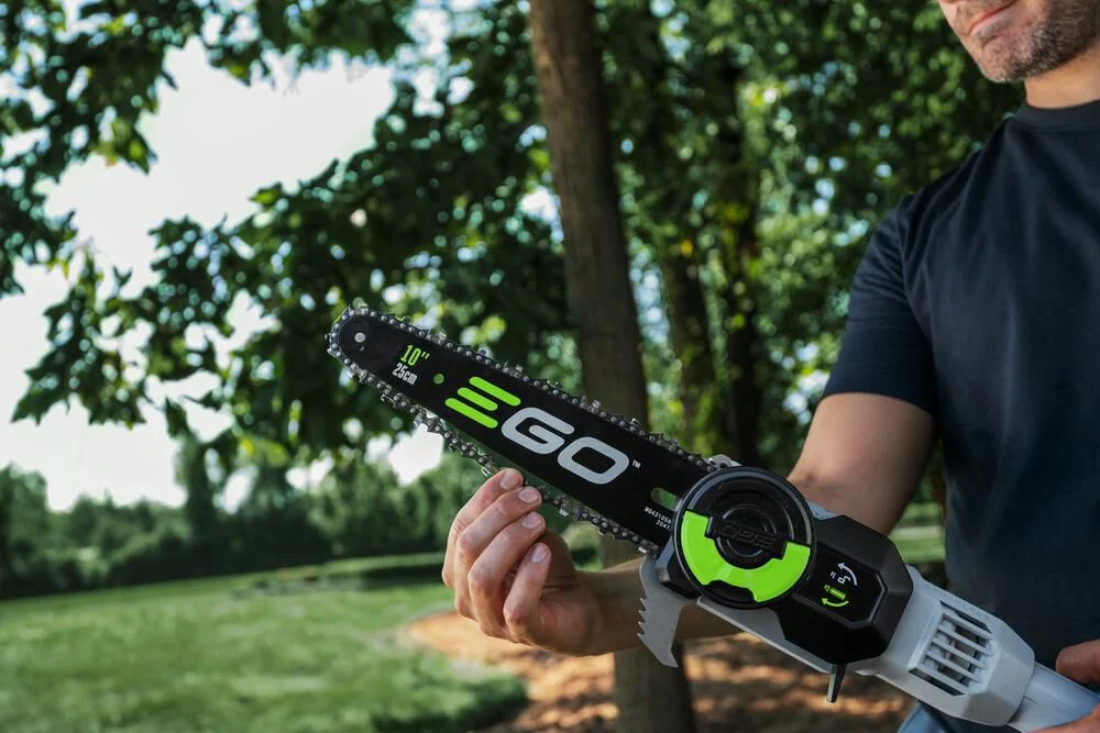 Ego Power+ 10 Inch Telescopic Pole Saw Kit With 2.5Ah Battery And Standard Charger