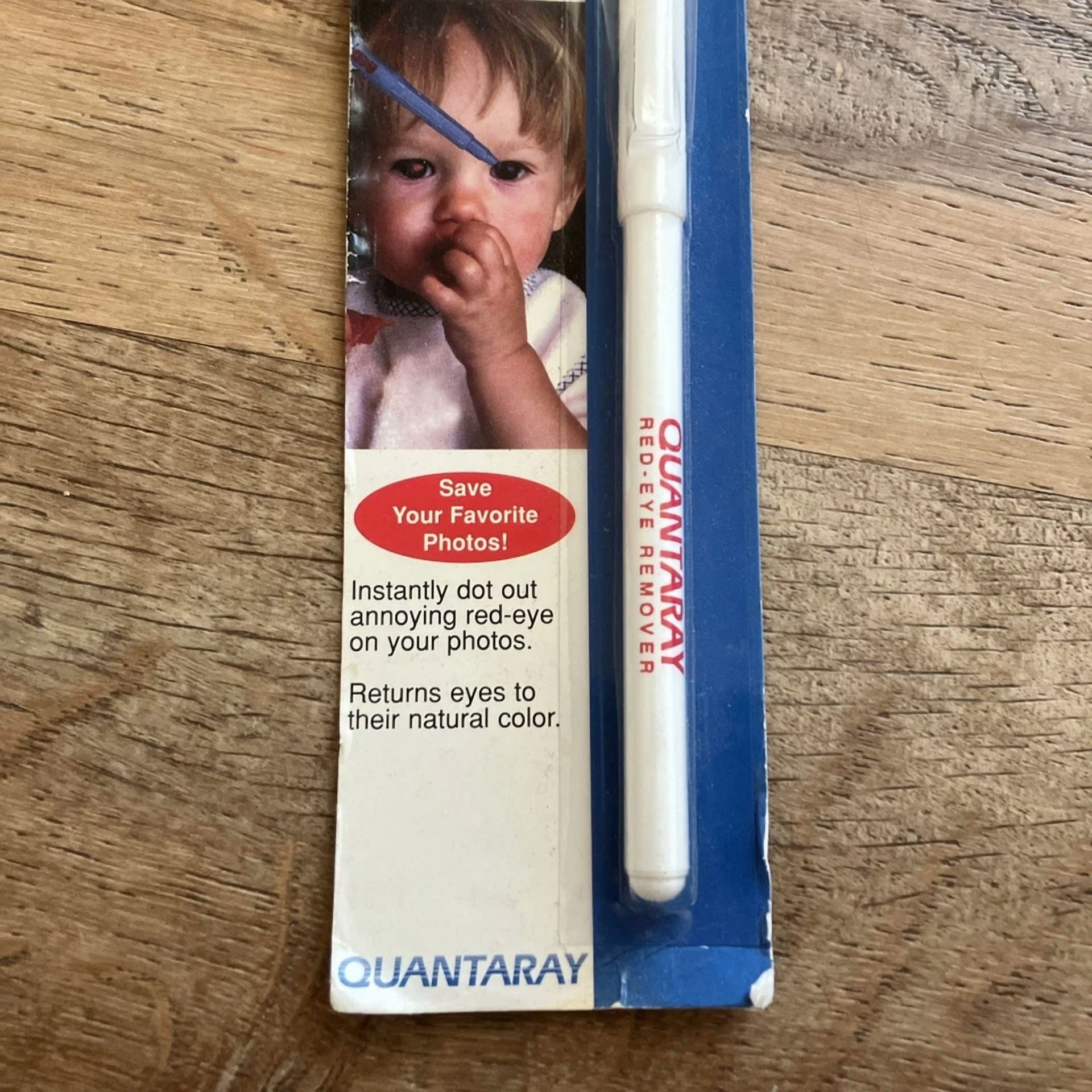 BUTTERFLY- Quantaray Red Eye Correction Pen New