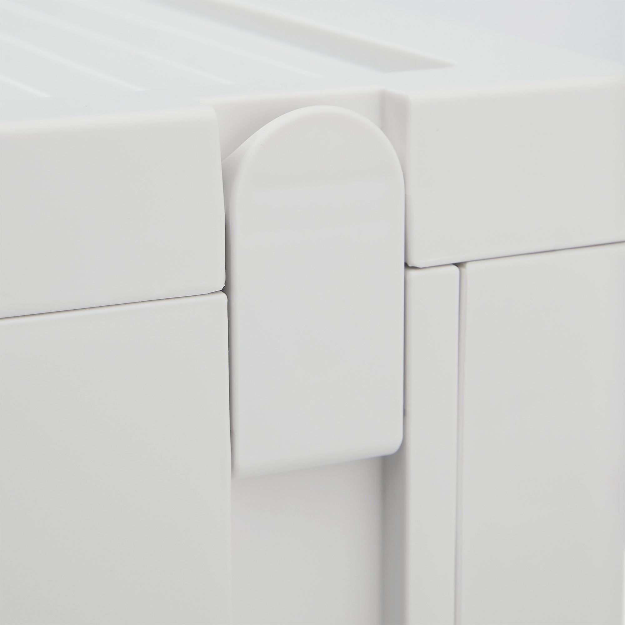 Slim Narrow Plastic Storage Cabinet with Adjustable Shelves, Doors & Wheels, Waterproof & Dustproof Design,White