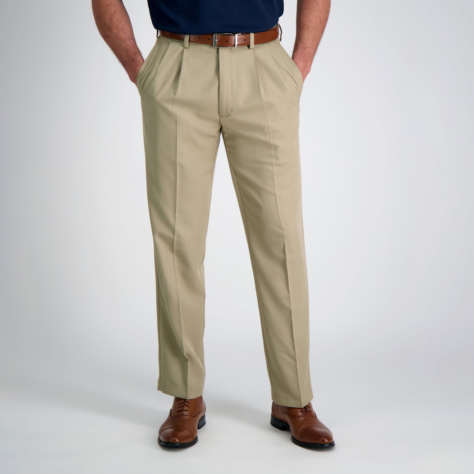 Haggar Men's Cool 18® Pro Solid Pleat Front Pant Classic Fit HC00248