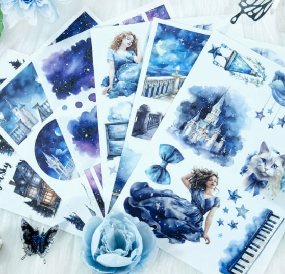 1 item - Ice and Snow World Scenery and Character Design Decorative Sticker Book, New Product, Creative Sticker Book for Journals