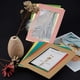 thumbnail image 5 of 20 marcos de fotos de papel de 8,5 x 6,5 pulgadas para manualidades. Marcos de cartón con 20 láminas de PVC transparente para decorar las esquinas de las paredes de tu hogar., 5 of 7