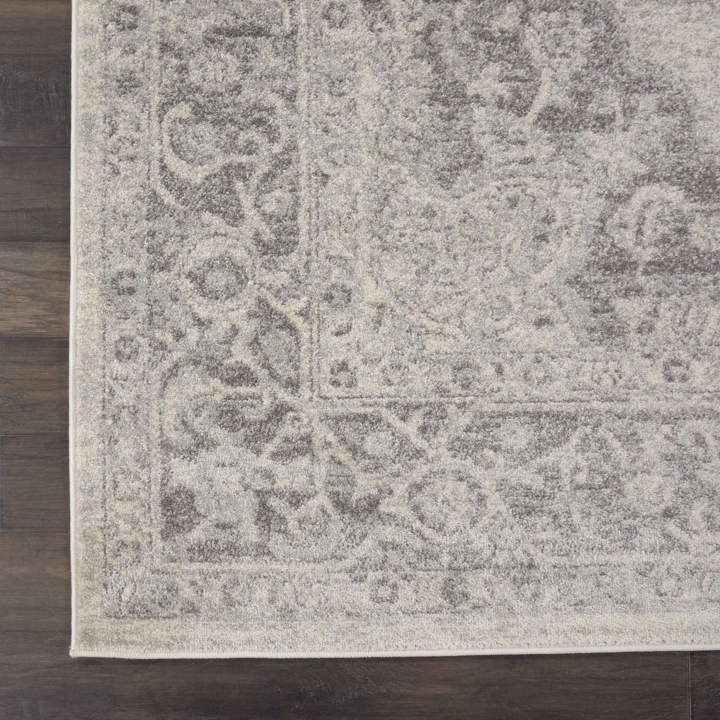 Serene Traditional Persian Center Medallion Area Rug, Ivory/Grey, 8 ft x 10 ft