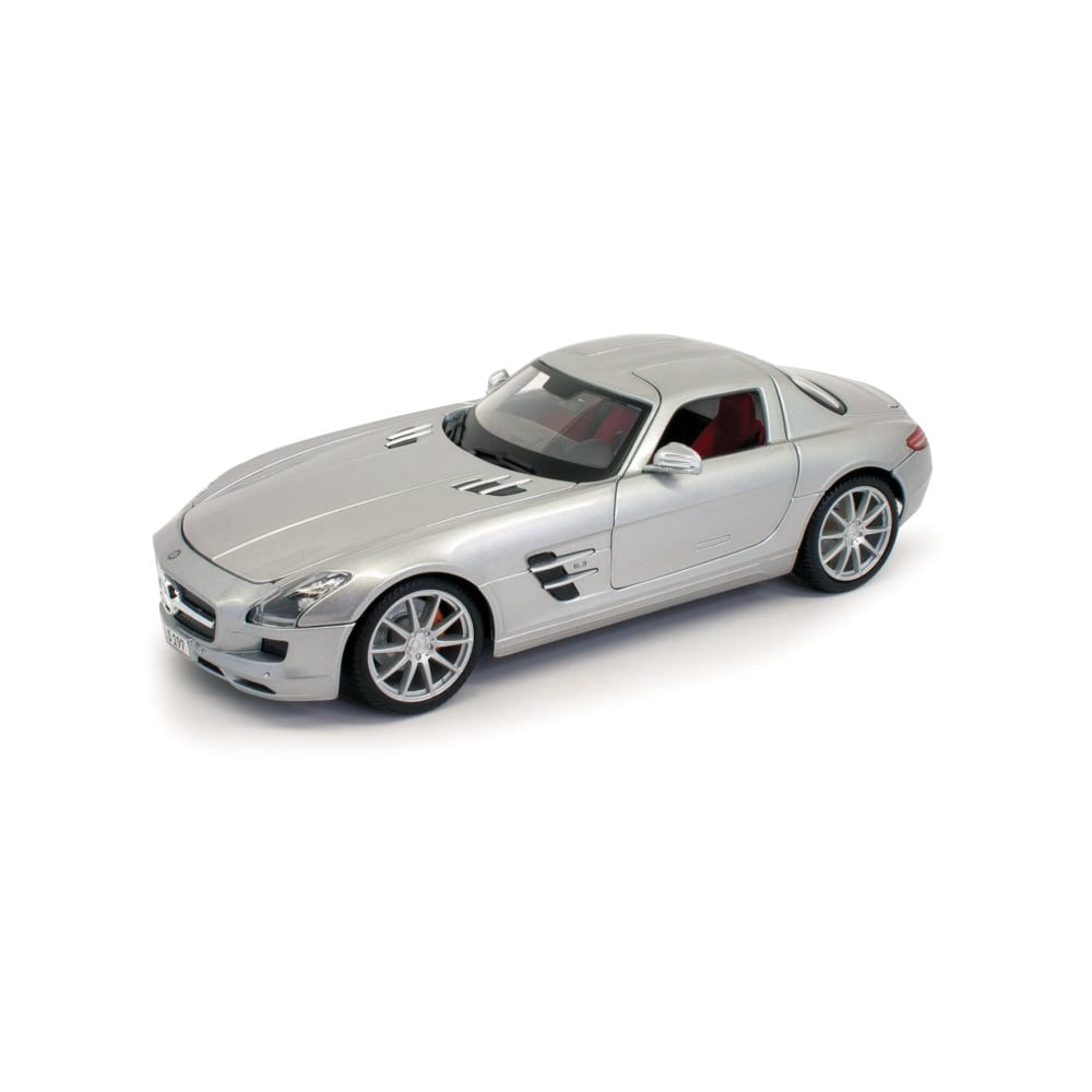 MercedesBenz SLS AMG, Silver Maisto 31389SV 1/18 scale Diecast