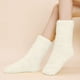 thumbnail image 4 of Bienvenido Calcetines difusos para mujer, calcetines suaves y esponjosos gruesos, 4 of 5