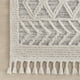 thumbnail image 4 of Alfombra NuLoom Ansley Moroccan Tassel 2x3 gris claro, 4 of 9