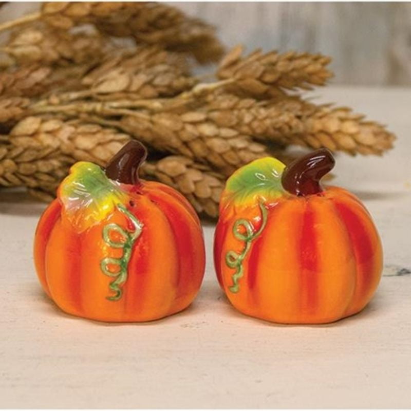 2/Set Ceramic Pumpkin Salt & Pepper Shakers