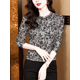 thumbnail image 1 of Camisa básica de manga larga con cuello semialto y forro polar para mujer de estilo otoñal de alta gama, camiseta negra para mamá, prenda interior de moda, 1 of 4