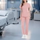 thumbnail image 5 of Conjunto médico de enfermería transpirable jinwen con bolsillos ropa de trabajo pantalones superiores de enfermera para mascota Rosa XS, 5 of 7
