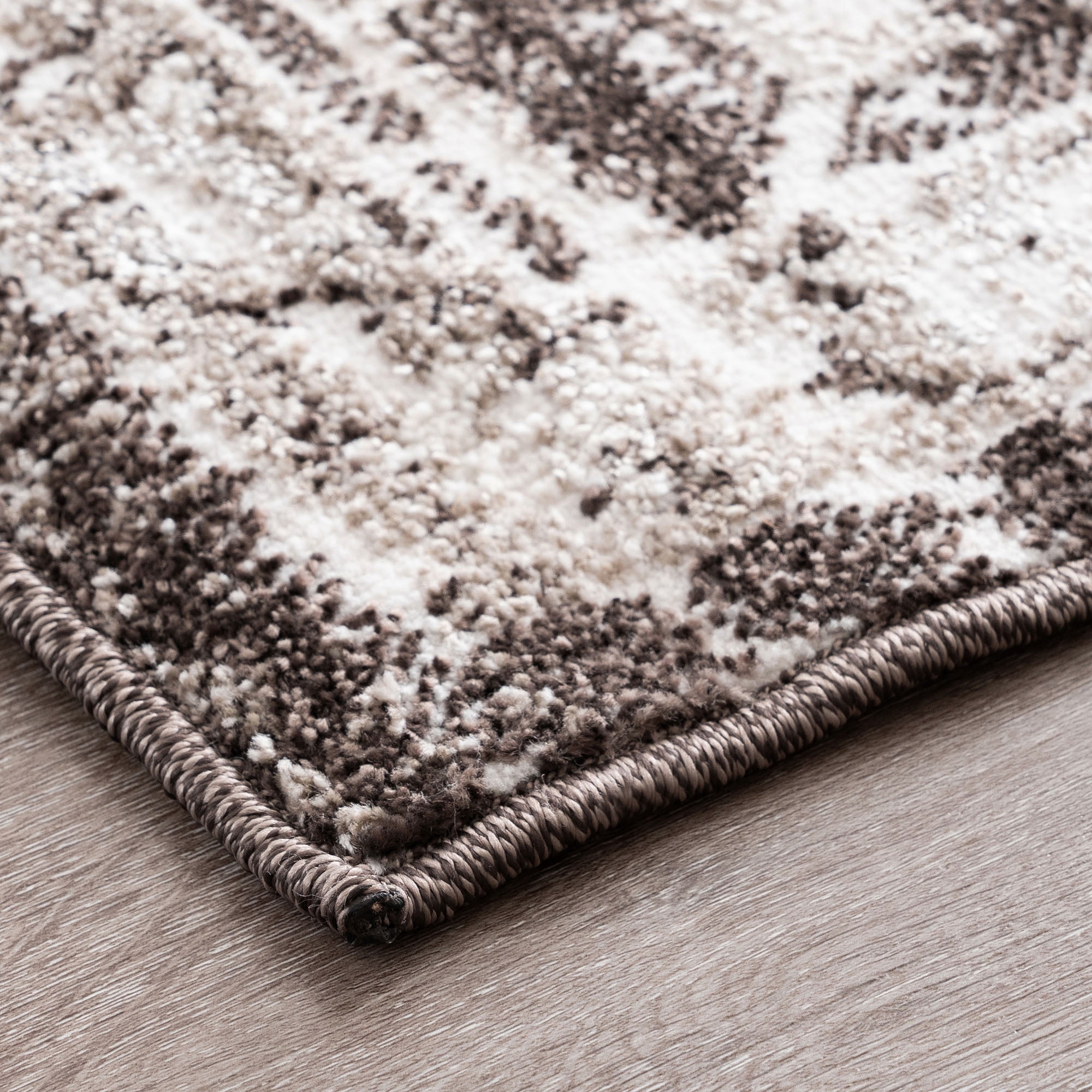 Bliss Rugs Magic Traditional 2' x 3' Brown and Cream Indoor Area Rug