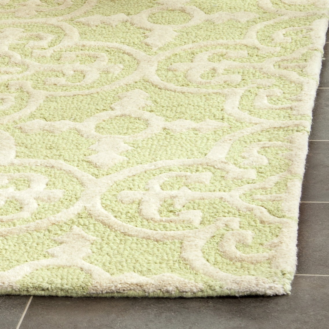 SAFAVIEH Cambridge Kimberly Geometric Wool Area Rug, Light Green/Ivory, 2'6" x 4'
