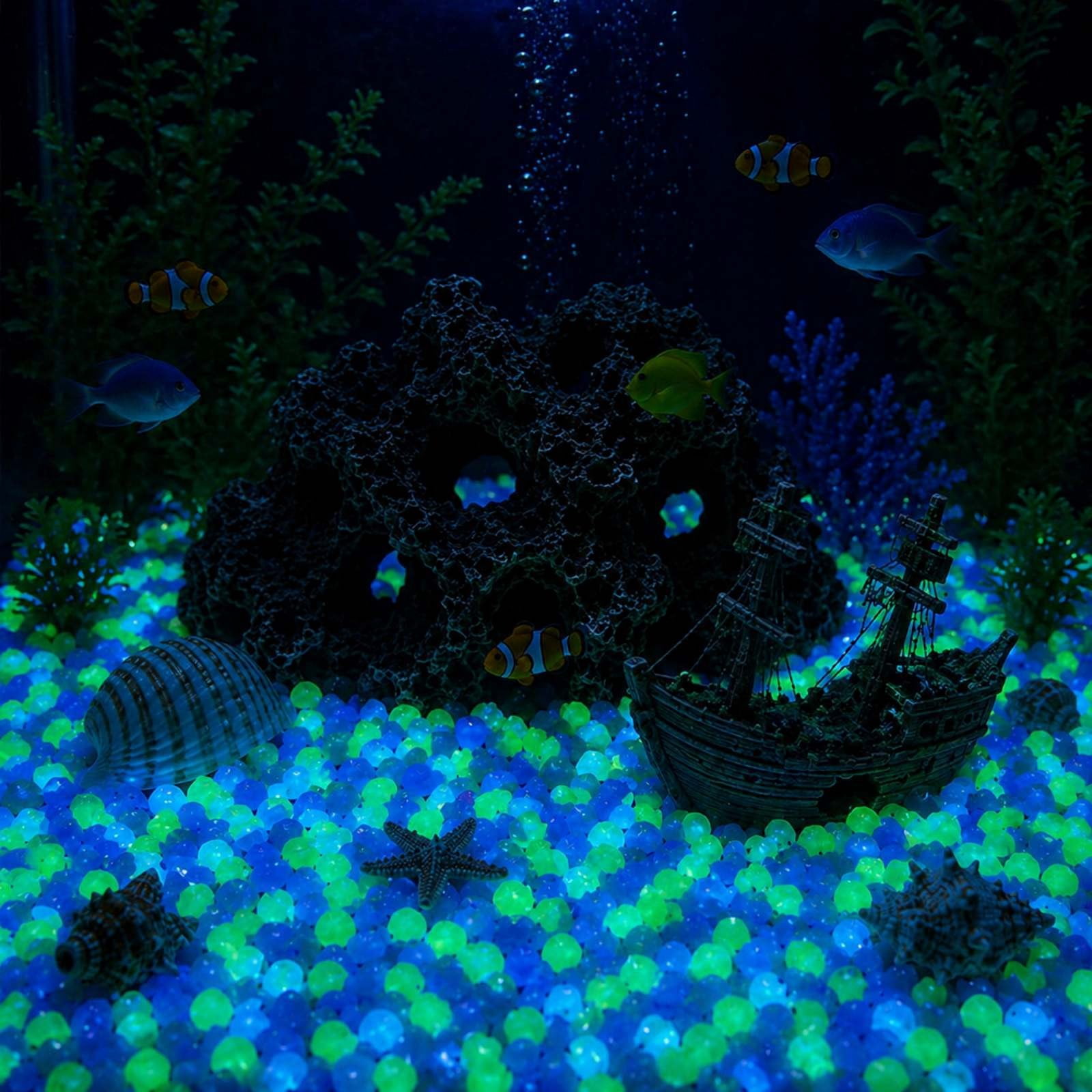 Roiihwy Small Aquarium Gravel Sand, Decorative Fish Tank Gravel, Glow in The Dark Rocks for Vase Fillers, Terrarium, Fairy Garden, Potted Plants