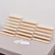 thumbnail image 5 of Soporte de exhibición de nivel Zulema 4 capas madera acrílica para maquillaje y juguetes, 5 of 5