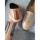 thumbnail image 3 of Zapatos Flats Casual para Dama CHEPINAS MX  Snake Dorado, 3 of 4