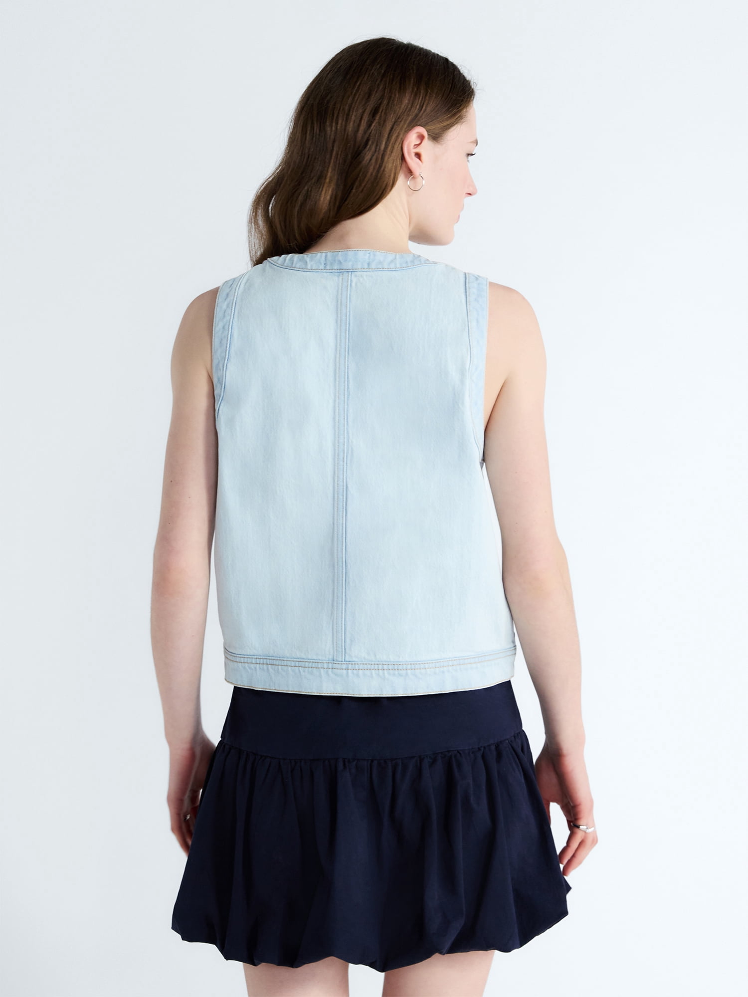 Free Assembly Women's and Women's Plus Button Front Sleeveless Denim Top, Sizes XS-4X