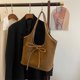 thumbnail image 5 of Bolso Tote Bandolera 8846 Gran Capacidad Piel Lijada (Marrón), 5 of 9