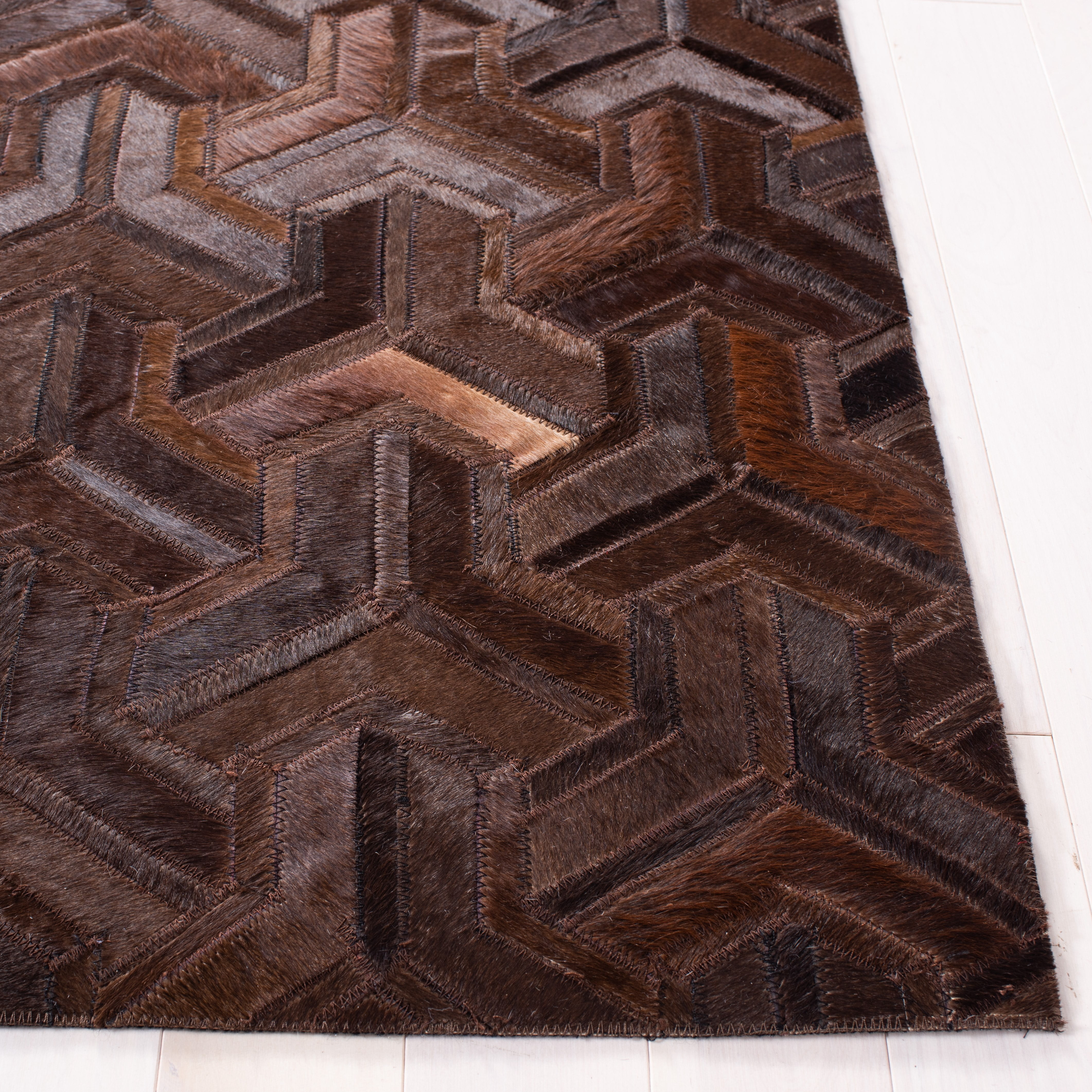 SAFAVIEH Studio Leather Kingsley Geometric Area Rug, Brown/Light Brown, 3' x 5'