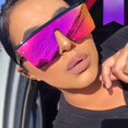thumbnail image 2 of New trend large frame one piece sunglasses street shot, 2 of 3