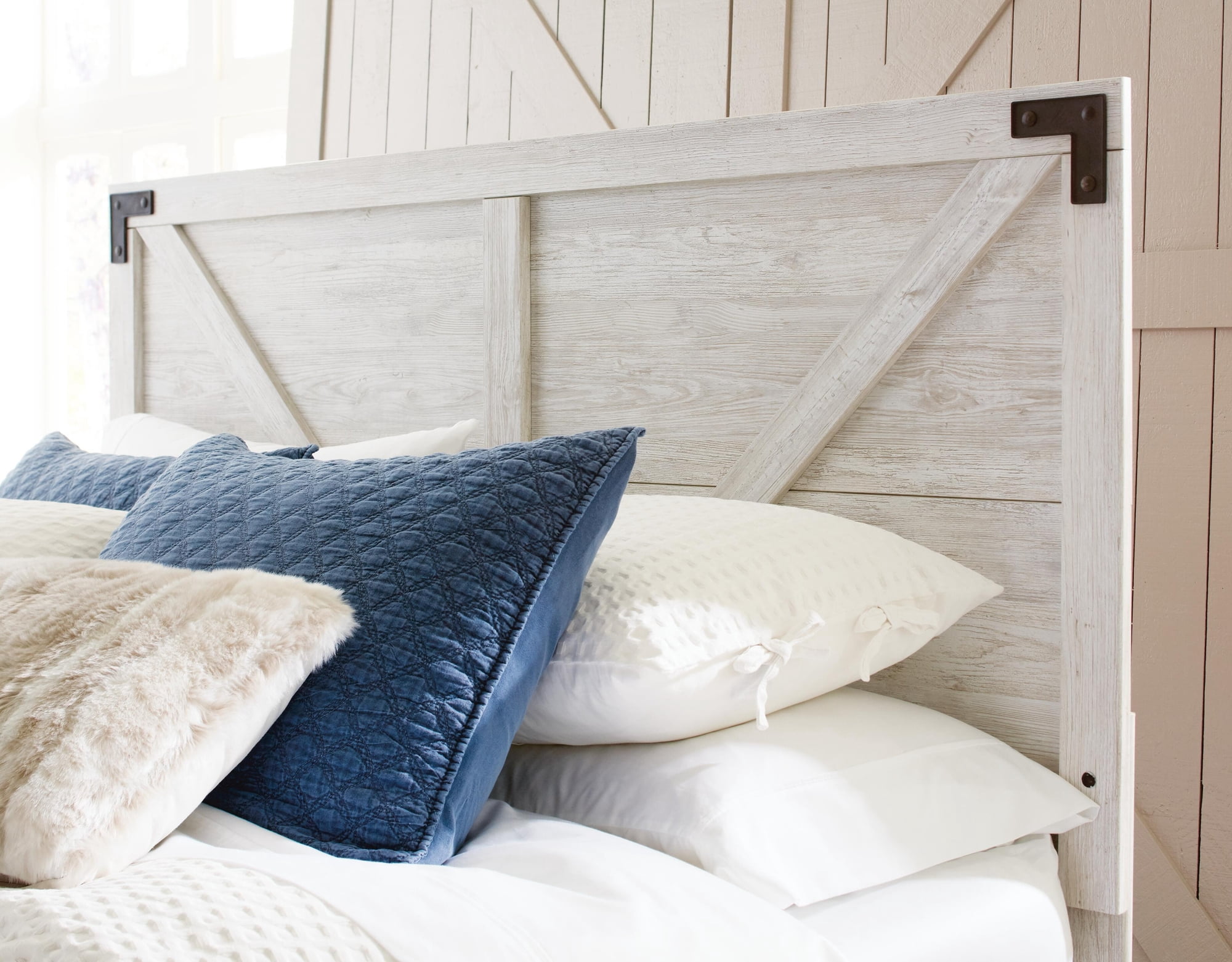 Signature Design by Ashley Shawburn Queen Crossbuck Panel Headboard, Whitewash, Farmhouse Wood-Look Headboard with Rustic Design
