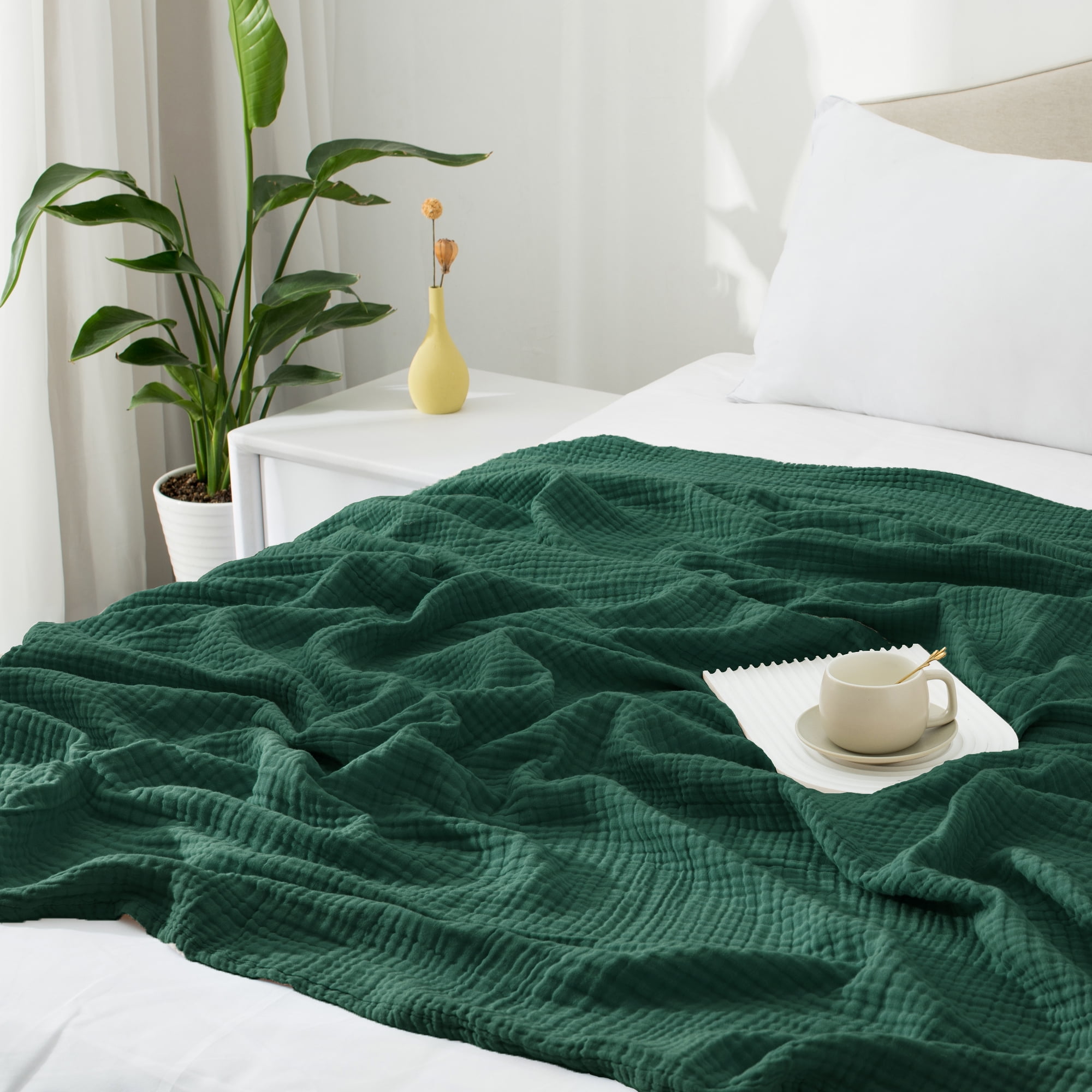 Carriediosa 100% Cotton Muslin Blanket Soft Gauze Blankets for Adults, 108" x 90" King Size Dark Green