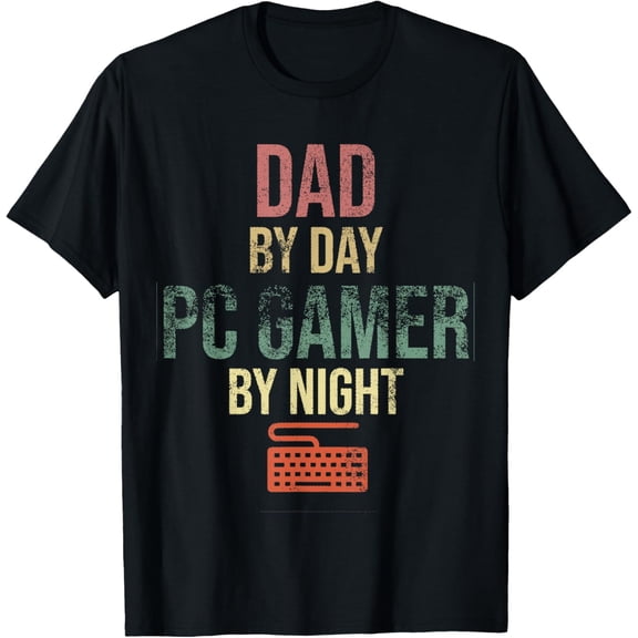 Dad By Day PC Gamer By Night - Gift for gaming Dads Funny Creative Graphic T-Shirt