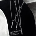 thumbnail image 4 of Collar con silbido para hombre y mujer, estilo hip hop, cadena de suéter con silbato, colgante de viento frío simple, joyería, 4 of 6