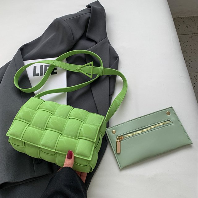 Bolsa de hombro casual para mujer Bolsa de embrague de moda con almohada acolchada simple (verde) Ndcxsfigh Para Estrenar