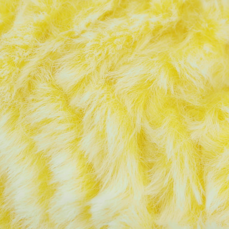 NICEEC 2 Skeins Super Soft Fur Yarn Chunky Fluffy Faux Fur Yarn Eyelash Yarn for Crochet Knit-Total Length 232m(235yds,50g2)-Peach Pink