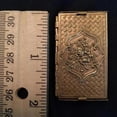 thumbnail image 1 of Aguja plegable de latón, estuche de latón repujado, fácil de usar, , organizador de agujas vintage para tejer y bordar., 1 of 10