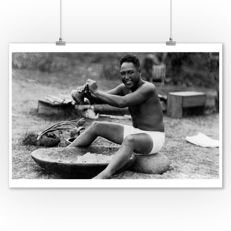 Hawaii - Man Pounding Taro to Make Poi Photograph (9x12 Art Print, Wall Decor Travel (Best Photos Of Hawaii)