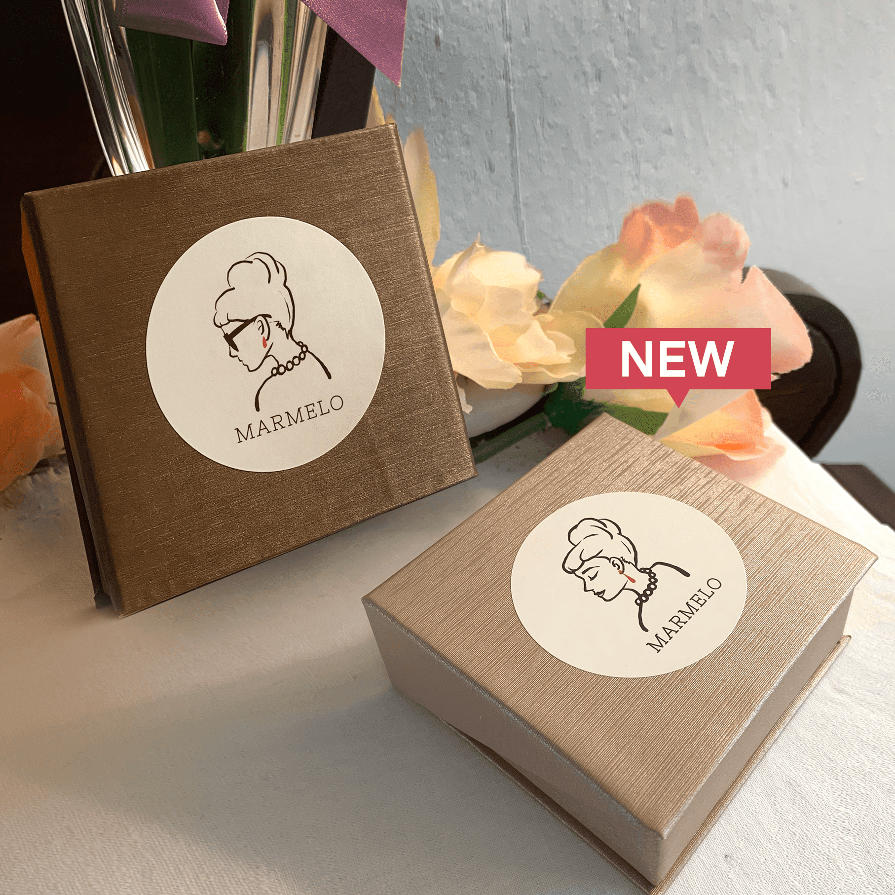 [Clip on]  Clear Rounded Square Stud earrings