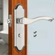 thumbnail image 1 of Cerradura de manija de baño de acero inoxidable, cerradura de puerta de inodoro, cerradura de puerta de inodoro de una sola lengüeta sin llave, cerradura de puerta de aleación de titanio y magnesio, 1 of 5