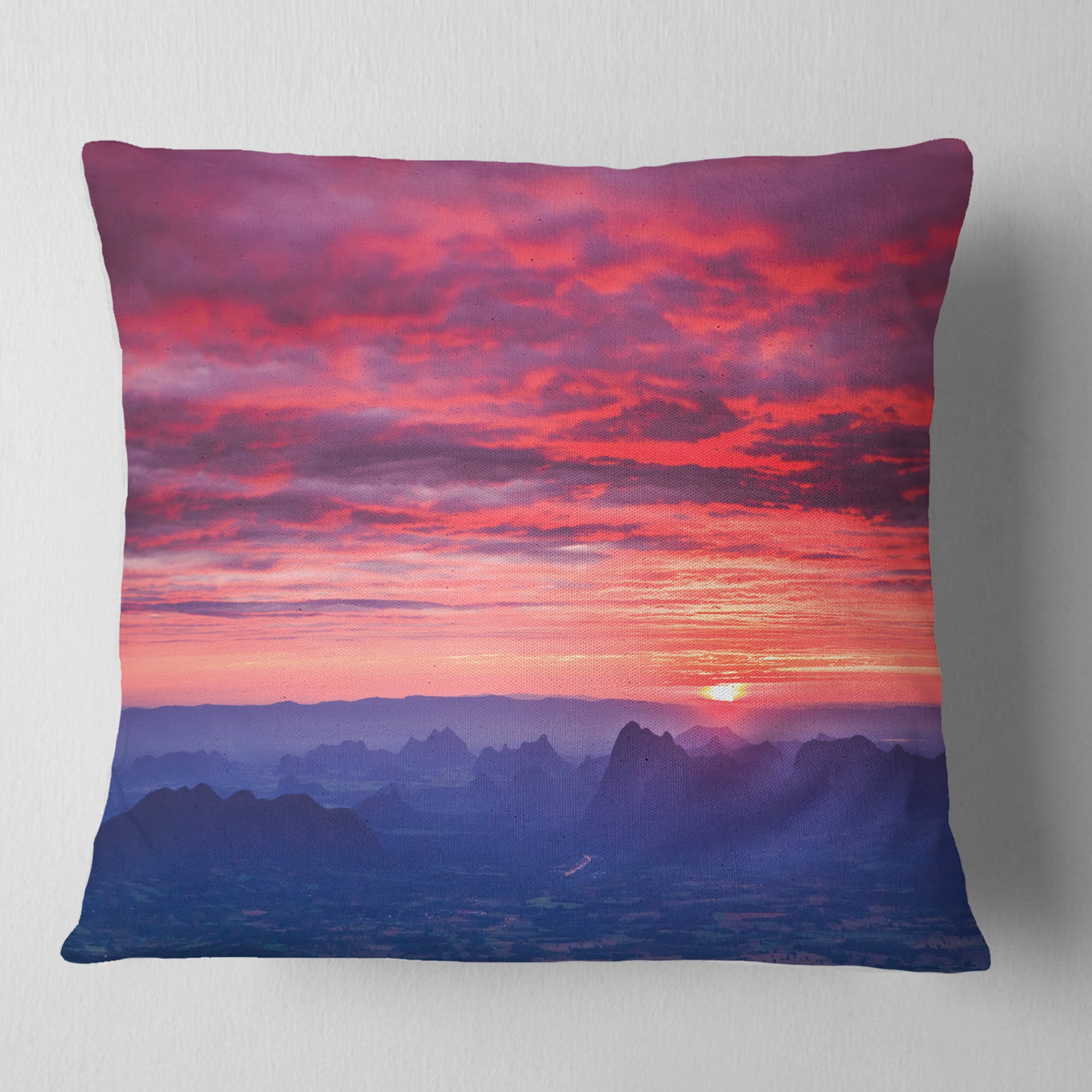 Designart Red and Blue Winter Mountains - Landscape Photography Throw Pillow - 18x18